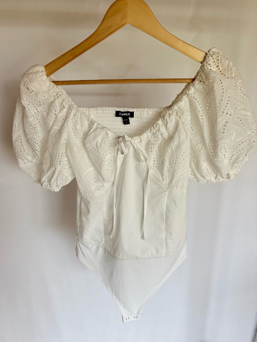 Express White Eyelet Puff-Sleeve Tie-Front Bodysuit